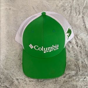Columbia fitted hat